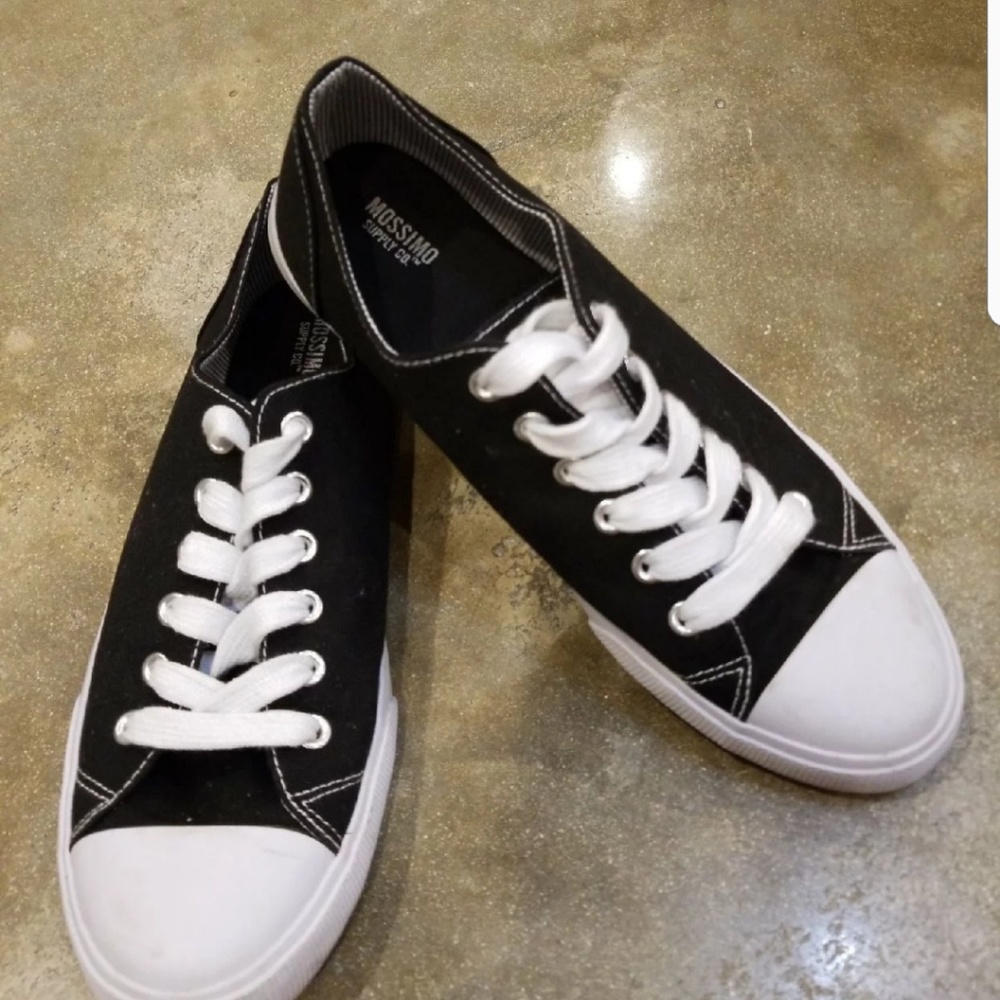 moximo shoes